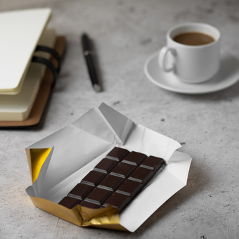 Темный шоколад 70% с корицей и перцем